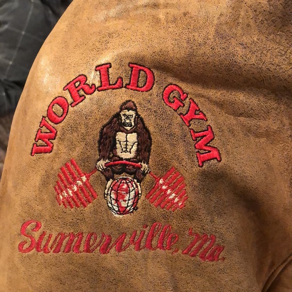 Toni Nowak Designs World Gym Vintage soft brown leather jacket. - Picture 4 of 4